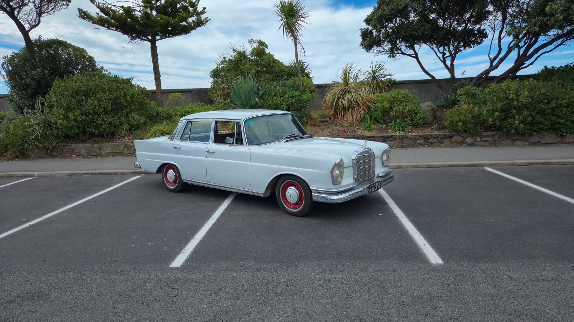 Classic Mercedes wedding car Christchurch